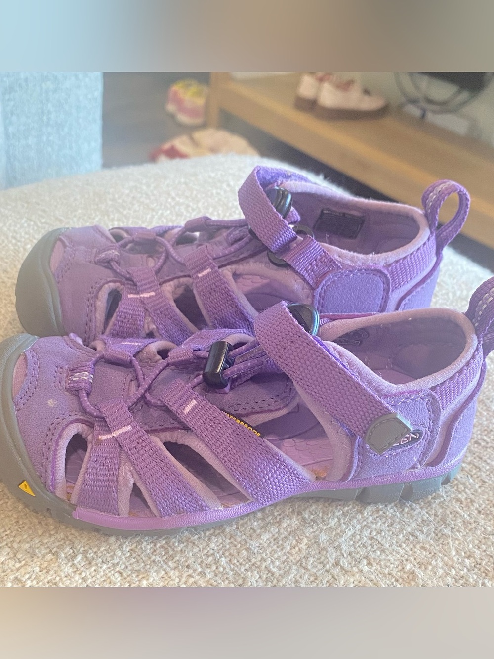 Keens size 10 Kids Purple Closed-Toe Sport Sandals